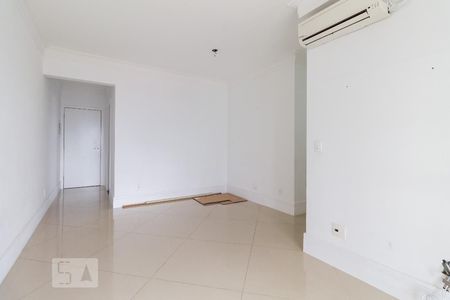 Sala de apartamento para alugar com 3 quartos, 78m² em Vila Regente Feijó, São Paulo