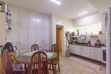 Cozinha de casa à venda com 3 quartos, 173m² em Vila Fachini, São Paulo