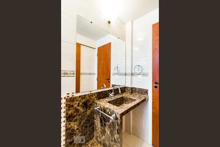 Banheiro de apartamento para alugar com 1 quarto, 50m² em Centro, Campinas