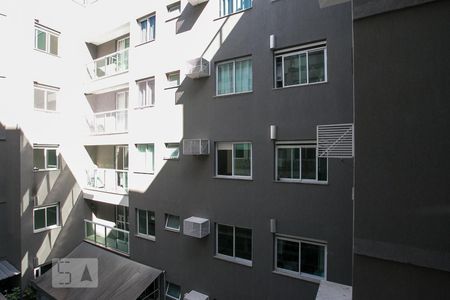 Vista sala de apartamento à venda com 2 quartos, 75m² em Vila Isabel, Rio de Janeiro