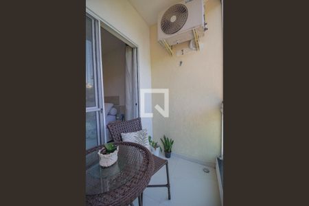 Casa à venda com 240m², 3 quartos e 3 vagas Casa à venda com 240m², 3 quartos e 3 vagasVaranda da Suíte 3