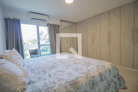 Casa à venda com 240m², 3 quartos e 3 vagas Casa à venda com 240m², 3 quartos e 3 vagasQuarto 3