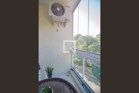 Casa à venda com 240m², 3 quartos e 3 vagas Casa à venda com 240m², 3 quartos e 3 vagasVaranda da Suíte 3