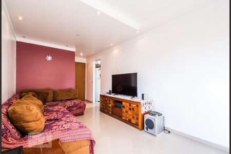 Sala de apartamento à venda com 3 quartos, 74m² em Vila Monumento, São Paulo