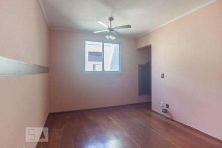 Sala de apartamento para alugar com 3 quartos, 70m² em Vila Manoel Ferreira, Campinas