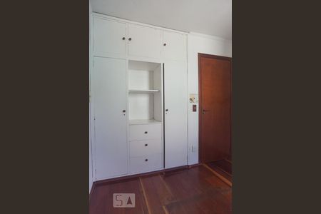 Quarto 2 de apartamento para alugar com 3 quartos, 70m² em Vila Manoel Ferreira, Campinas