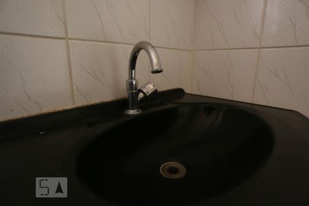 Banheiro de casa à venda com 2 quartos, 80m² em Santo Antônio, Osasco