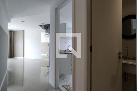 Sala de apartamento para alugar com 2 quartos, 114m² em Barra da Tijuca, Rio de Janeiro