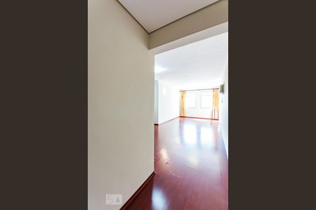 Entrada de apartamento à venda com 4 quartos, 188m² em Centro, Campinas