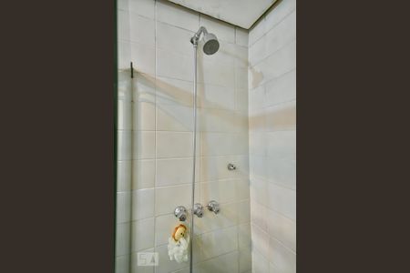 Apartamento à venda com 168m², 4 quartos e 3 vagas Apartamento à venda com 168m², 4 quartos e 3 vagasBanheiro da Suíte 2