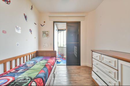Apartamento à venda com 168m², 4 quartos e 3 vagas Apartamento à venda com 168m², 4 quartos e 3 vagasSuíte 2