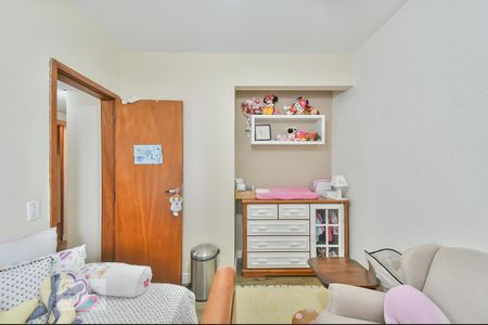 Apartamento à venda com 168m², 4 quartos e 3 vagas Apartamento à venda com 168m², 4 quartos e 3 vagasQuarto 4