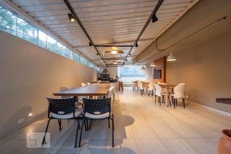 Apartamento à venda com 168m², 4 quartos e 3 vagas Apartamento à venda com 168m², 4 quartos e 3 vagasChurrasqueira
