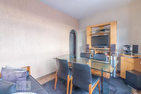 Sala de apartamento à venda com 2 quartos, 70m² em Colégio Batista, Belo Horizonte