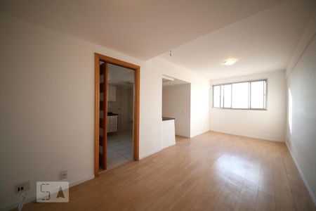 Sala  de apartamento à venda com 2 quartos, 58m² em Campo Belo, São Paulo