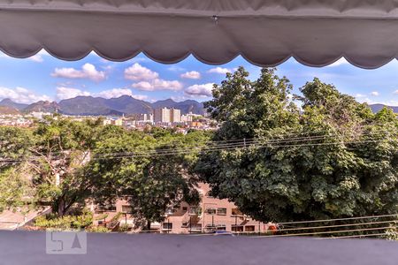 Vista Sala de apartamento à venda com 1 quarto, 37m² em Taquara, Rio de Janeiro