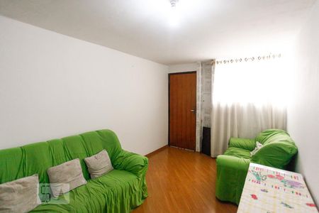 Sala de apartamento para alugar com 3 quartos, 64m² em Parque Cecap, Guarulhos