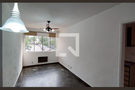 sala de apartamento à venda com 2 quartos, 58m² em Pechincha, Rio de Janeiro