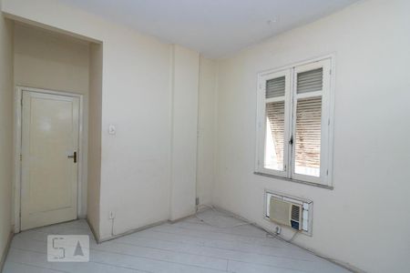 Quarto 1 de apartamento para alugar com 2 quartos, 77m² em Tijuca, Rio de Janeiro