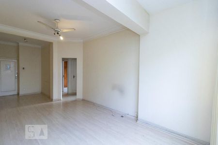 Sala de apartamento para alugar com 2 quartos, 77m² em Tijuca, Rio de Janeiro