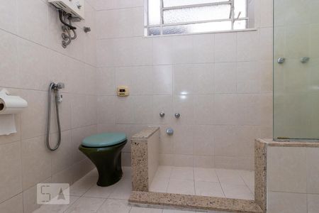 Banheiro de apartamento para alugar com 2 quartos, 77m² em Tijuca, Rio de Janeiro