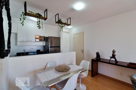 Sala de apartamento à venda com 2 quartos, 56m² em Parque Reboucas, São Paulo