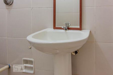 Pia Banheiro Suíte de casa à venda com 1 quarto, 40m² em Serra, Belo Horizonte