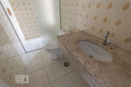 Banheiro  de apartamento para alugar com 1 quarto, 70m² em Jardim Patente Novo, São Paulo
