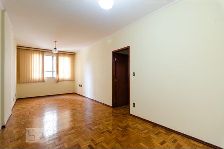 Sala de apartamento para alugar com 2 quartos, 100m² em Centro, Campinas