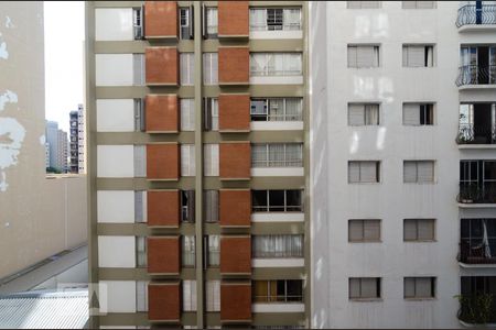 Vista da janela de apartamento para alugar com 2 quartos, 100m² em Centro, Campinas