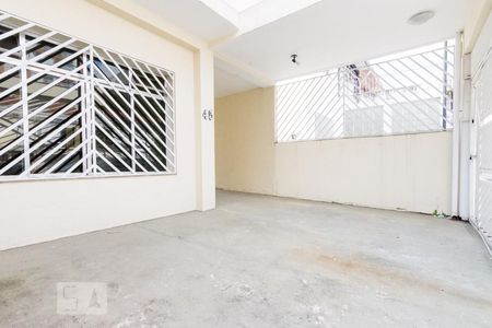 Garagem de casa à venda com 3 quartos, 150m² em Vila Isolina Mazzei, São Paulo