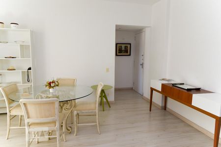 Sala de apartamento à venda com 1 quarto, 60m² em Ipanema, Rio de Janeiro