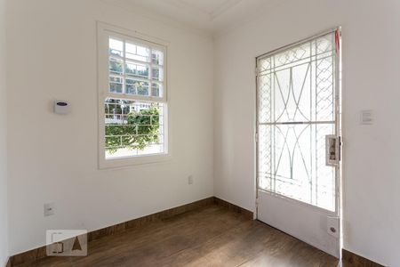 Hall de entrada de casa para alugar com 3 quartos, 240m² em Santa Tereza, Porto Alegre