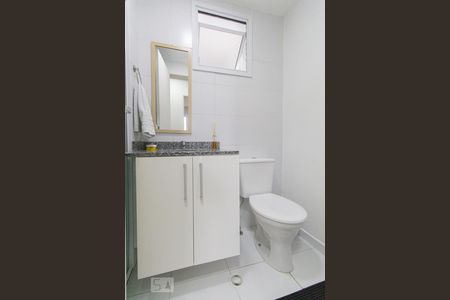 Banheiro de apartamento à venda com 2 quartos, 53m² em Jardim Independência, São Paulo