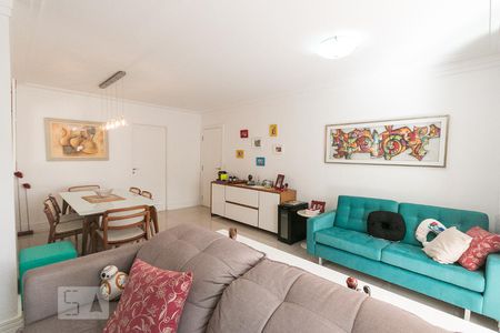 Sala  de apartamento para alugar com 2 quartos, 83m² em Vila Gumercindo, São Paulo