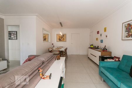 Sala  de apartamento para alugar com 2 quartos, 83m² em Vila Gumercindo, São Paulo