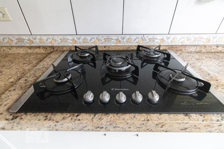 Casa à venda com 190m², 2 quartos e 2 vagas Casa à venda com 190m², 2 quartos e 2 vagasCozinha