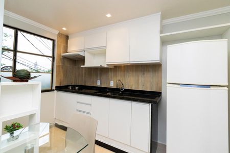 Cozinha de casa para alugar com 1 quarto, 55m² em Gragoatá, Niterói