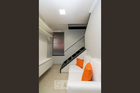 Sala de casa para alugar com 1 quarto, 55m² em Gragoatá, Niterói