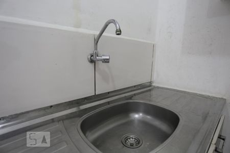 Cozinha de casa para alugar com 1 quarto, 40m² em Conjunto Residencial Butantã, São Paulo