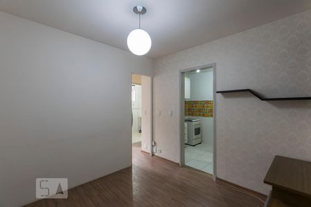 Sala de apartamento à venda com 1 quarto, 34m² em Vila Califórnia, São Paulo