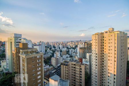 Vista Quarto 01 e 02 de apartamento para alugar com 3 quartos, 105m² em Sion, Belo Horizonte