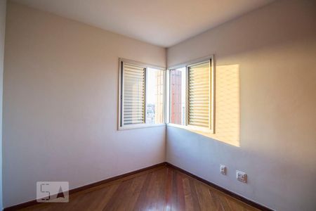 Quarto 02 de apartamento para alugar com 3 quartos, 105m² em Sion, Belo Horizonte