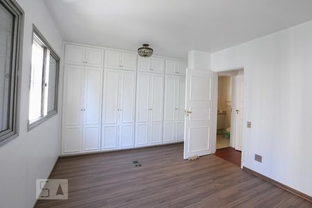 Quarto de apartamento à venda com 1 quarto, 63m² em Moema, São Paulo