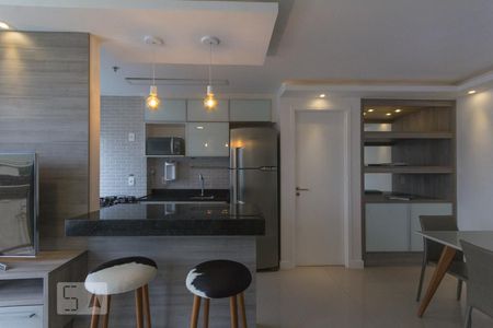 Sala de apartamento à venda com 2 quartos, 70m² em Barra da Tijuca, Rio de Janeiro