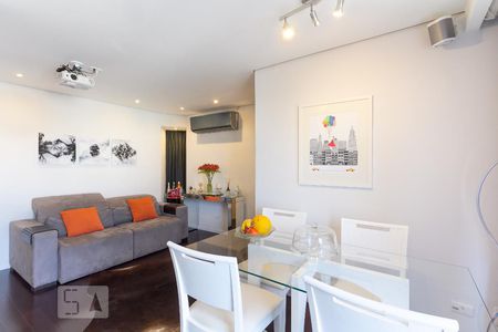 Sala de apartamento à venda com 2 quartos, 60m² em Brooklin Paulista, São Paulo