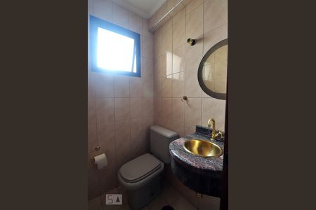 Lavabo de apartamento para alugar com 4 quartos, 213m² em Vila Bastos, Santo André