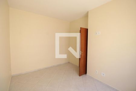 Quarto 1 de casa de condomínio para alugar com 2 quartos, 70m² em Vicente de Carvalho, Rio de Janeiro