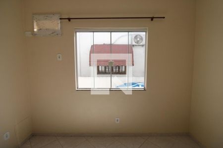 Quarto 2 de casa de condomínio para alugar com 2 quartos, 70m² em Vicente de Carvalho, Rio de Janeiro
