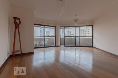 Sala de apartamento para alugar com 4 quartos, 135m² em Jardim da Glória, São Paulo